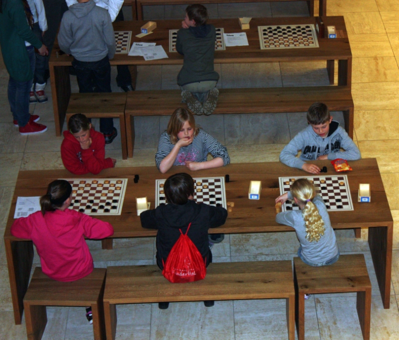 DDB cup in het gemeentehuis 3.jpg